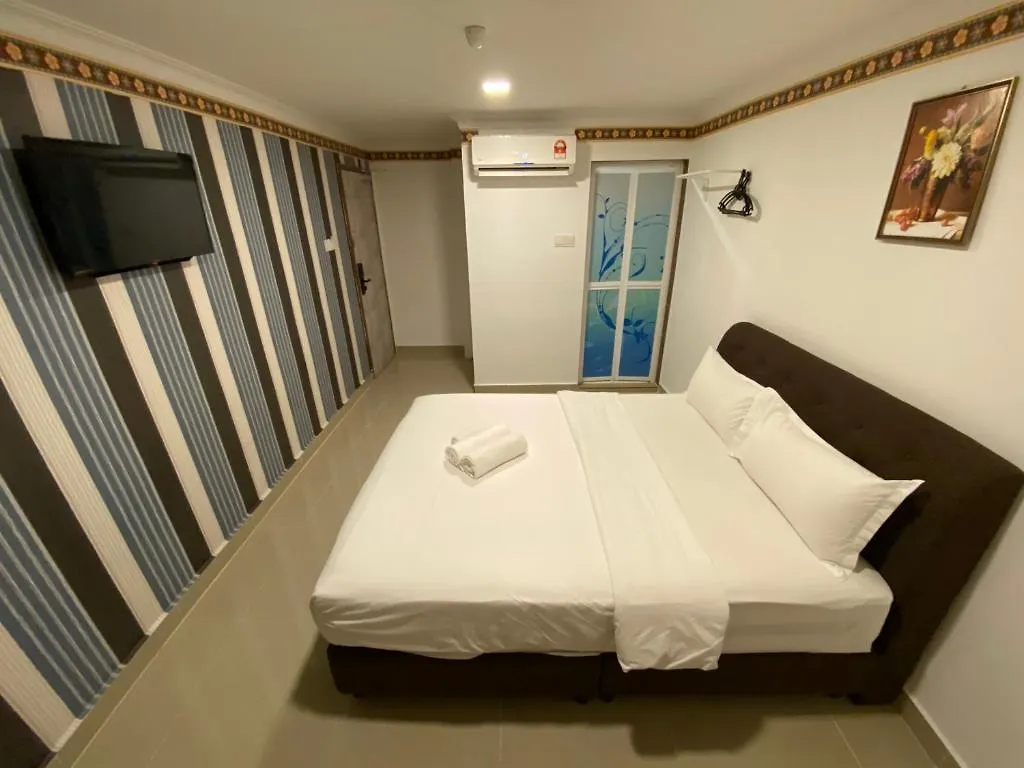 Shobi Hotel By Zuzu Johor 3*,  Malaysia